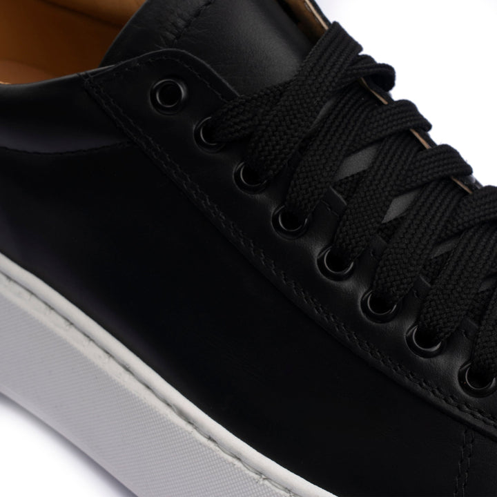 Mason | Essential Sneakers