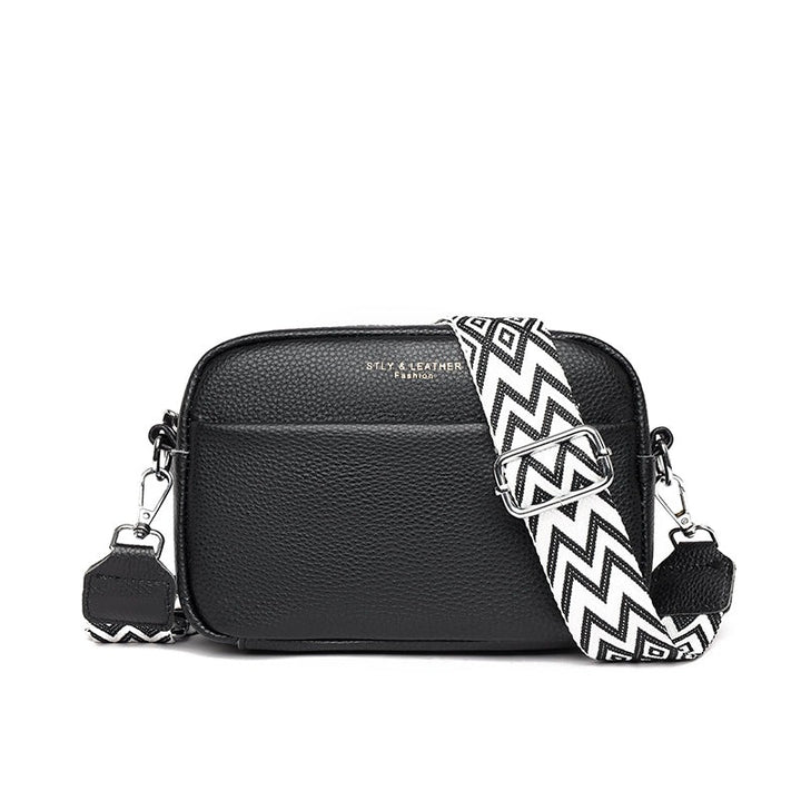 Nadia | Essentials shoulder bag
